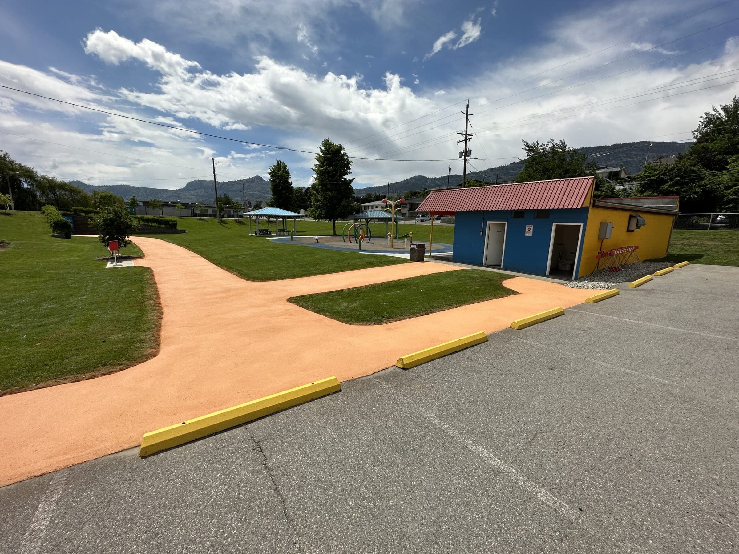Solar-reflective park pathway — Osoyoos