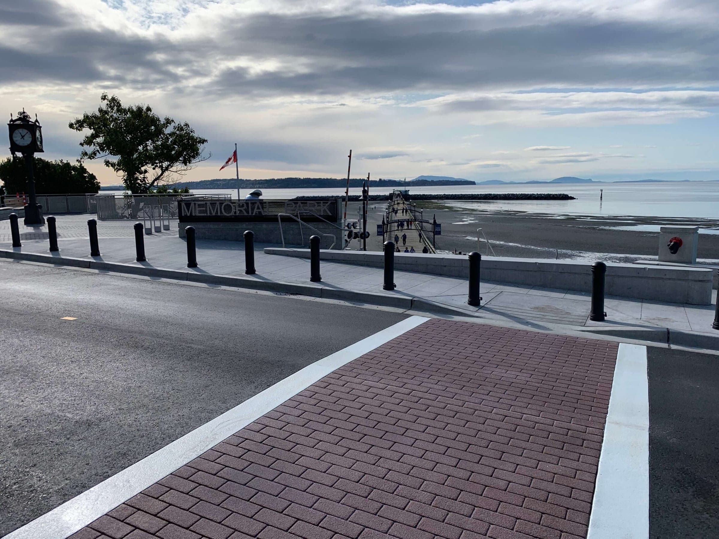 White Rock Pier Crosswalk: TrafficPatternsXD at the Waterfront
