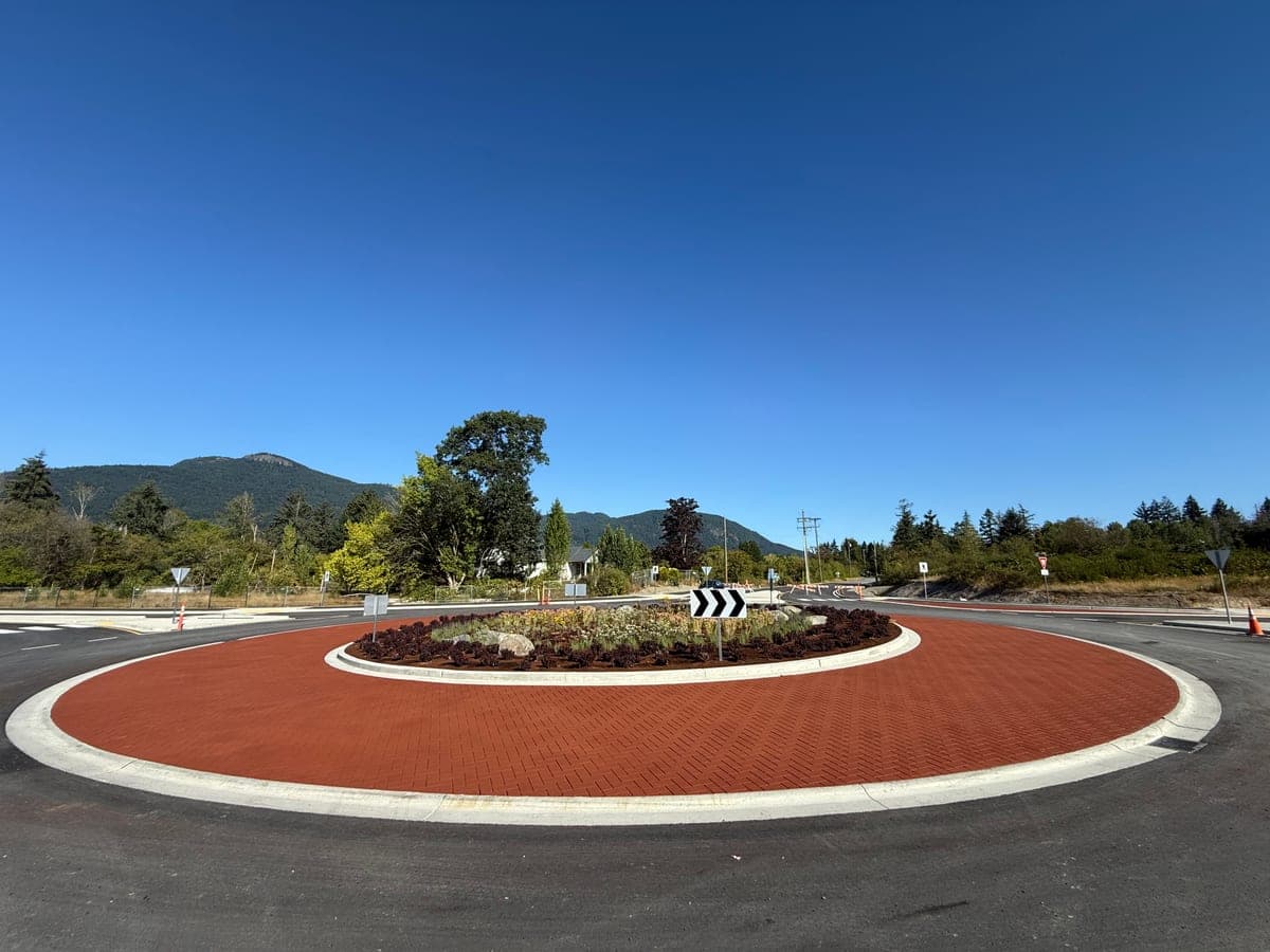 The Brick Roundabout That Solved a Junction
